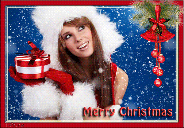 Картинка Merry Christmas девушка с подарком из коллекции Открытки поздравления Рождество Христово